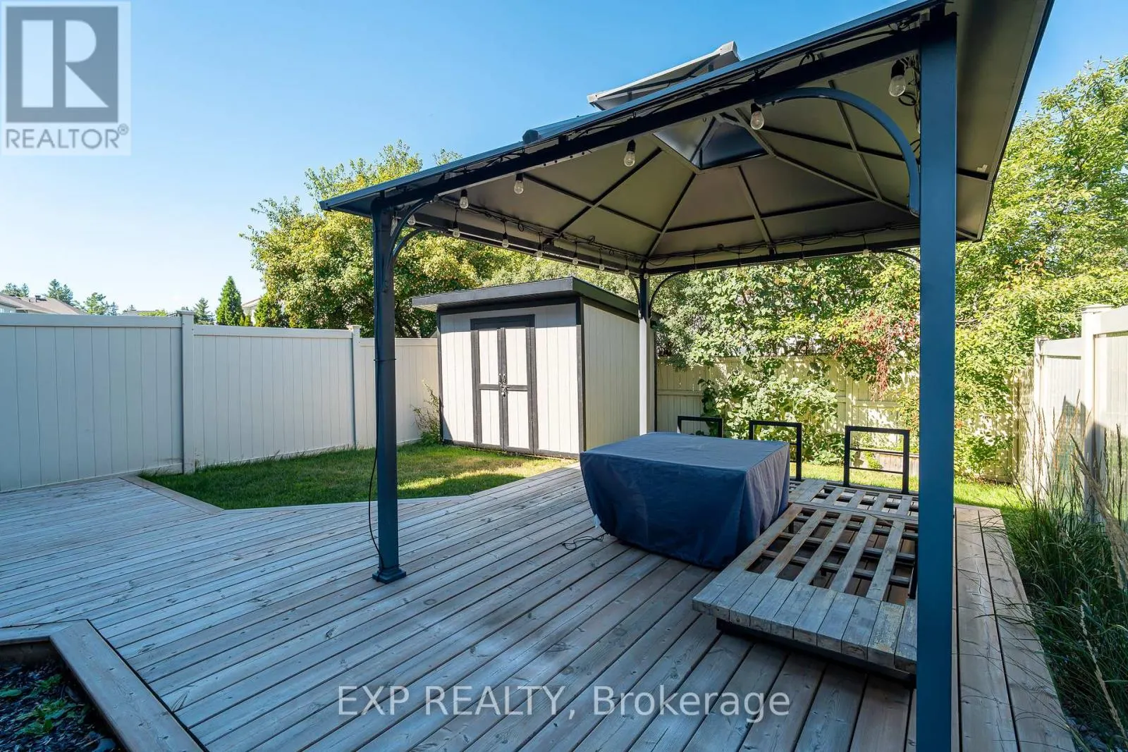 3545 WOODROFFE AVENUE
