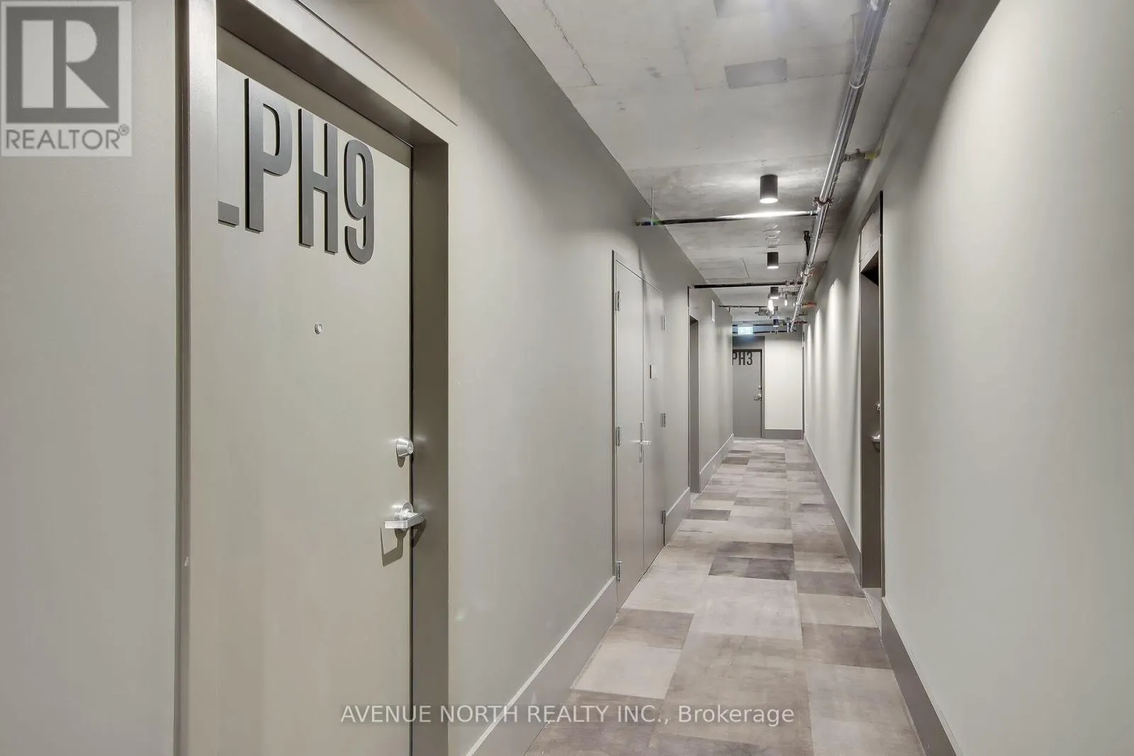 809/LPH9 - 10 JAMES STREET