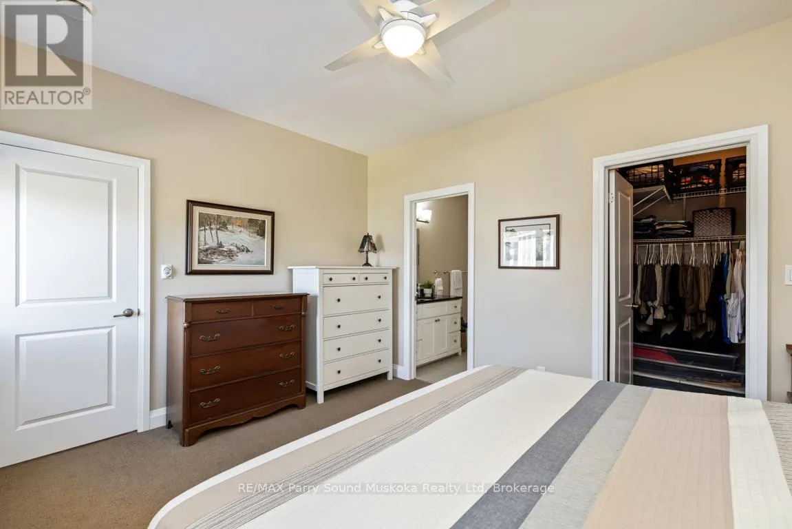303 - 20D SILVER BIRCH COURT, #303