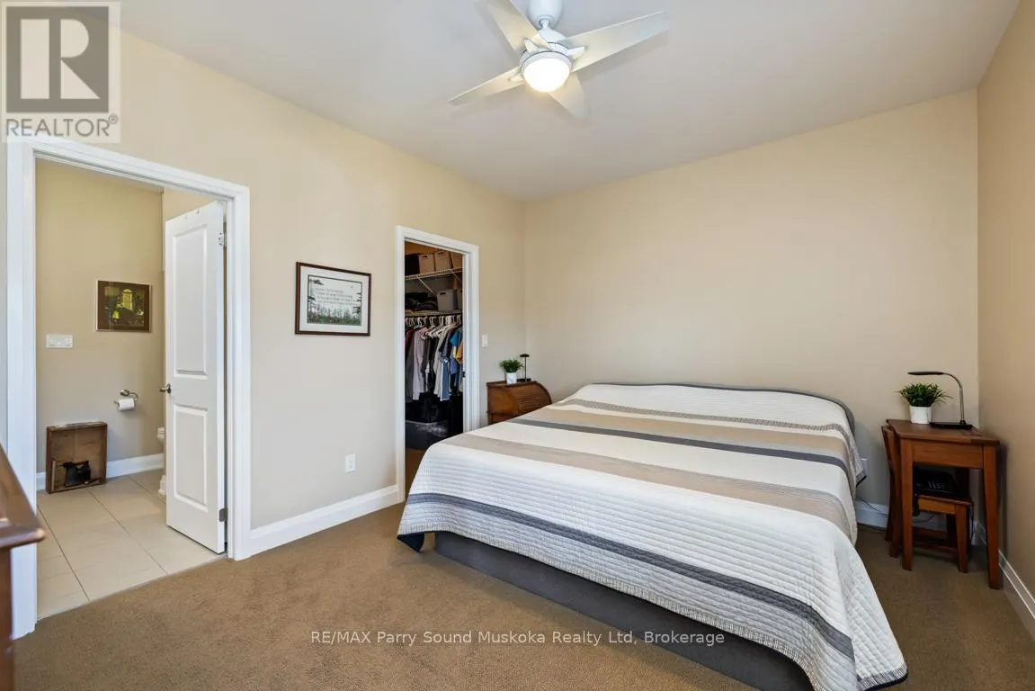 303 - 20D SILVER BIRCH COURT, #303