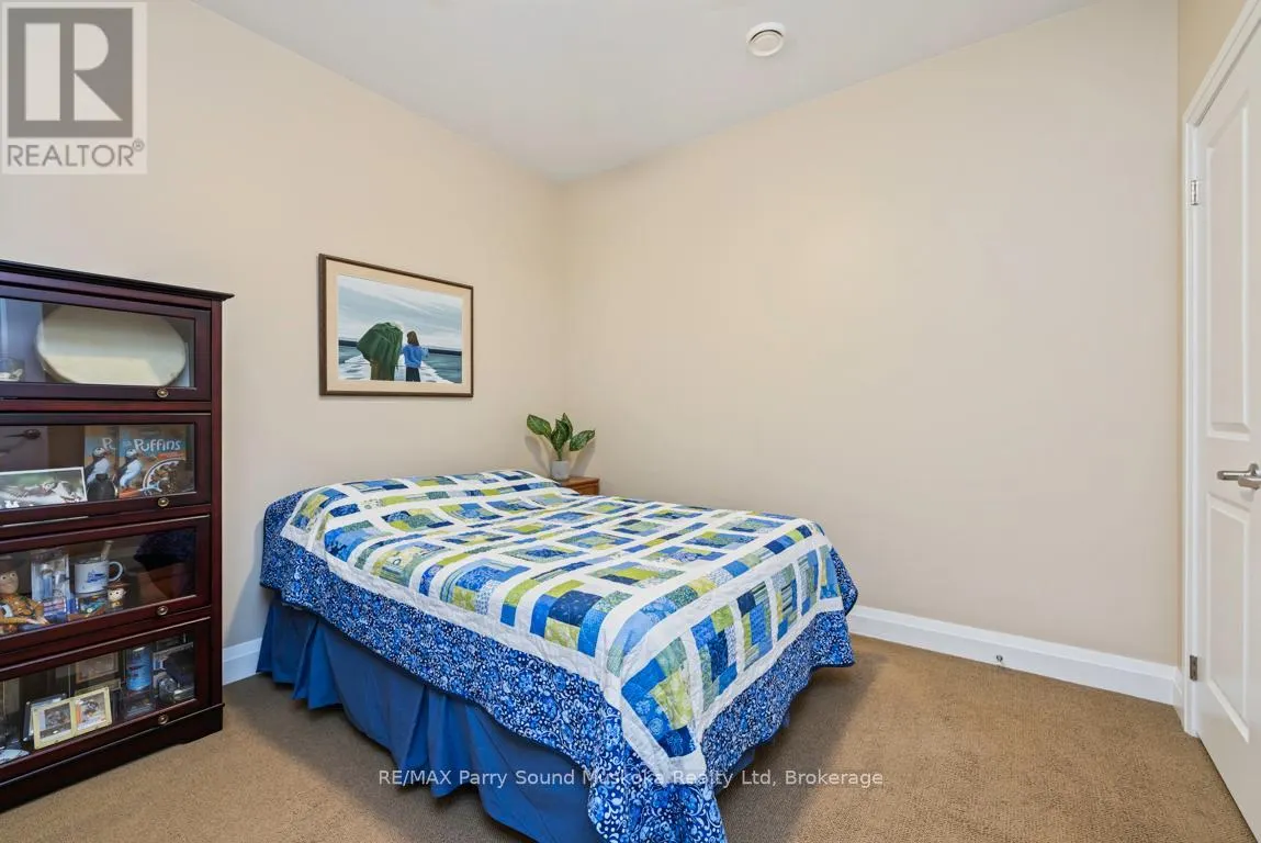 303 - 20D SILVER BIRCH COURT, #303
