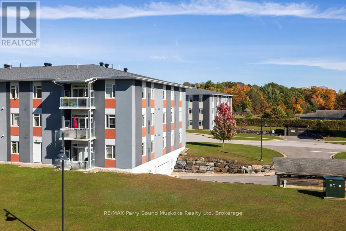 303 - 20D SILVER BIRCH COURT, #303