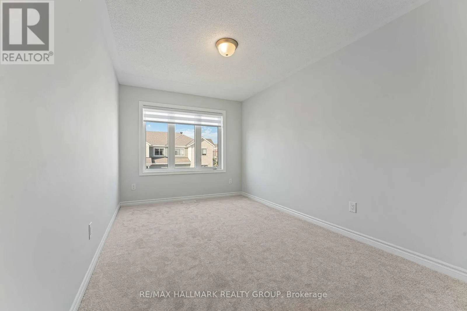 402 EDGEVALLEY COURT