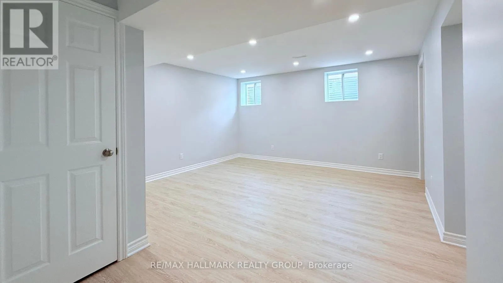 402 EDGEVALLEY COURT