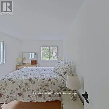 4 MAYPARK DRIVE