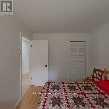 4 MAYPARK DRIVE