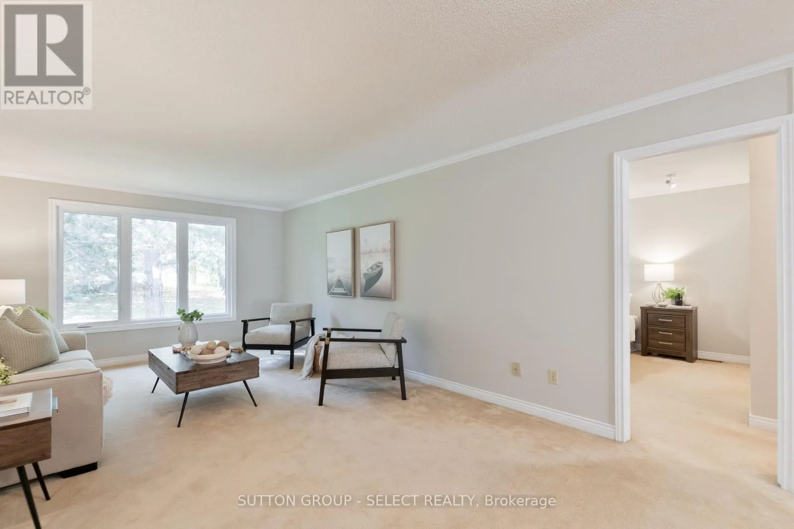37 - 1443 COMMISSIONERS ROAD W, #37