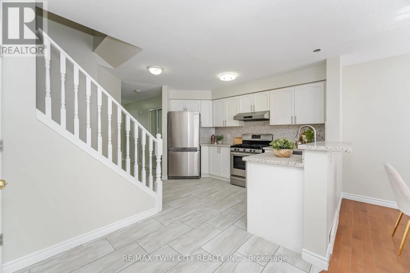 525 CHABLIS DRIVE