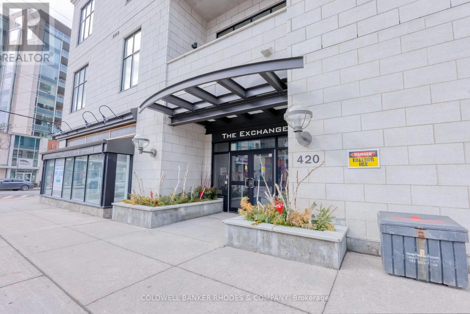 605 - 420 BERKLEY AVENUE