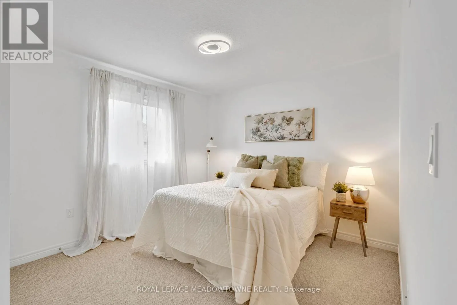 266 DALGLEISH TRAIL