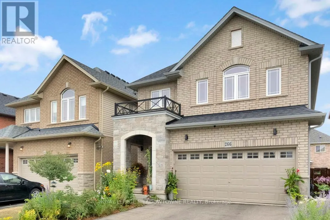 266 DALGLEISH TRAIL