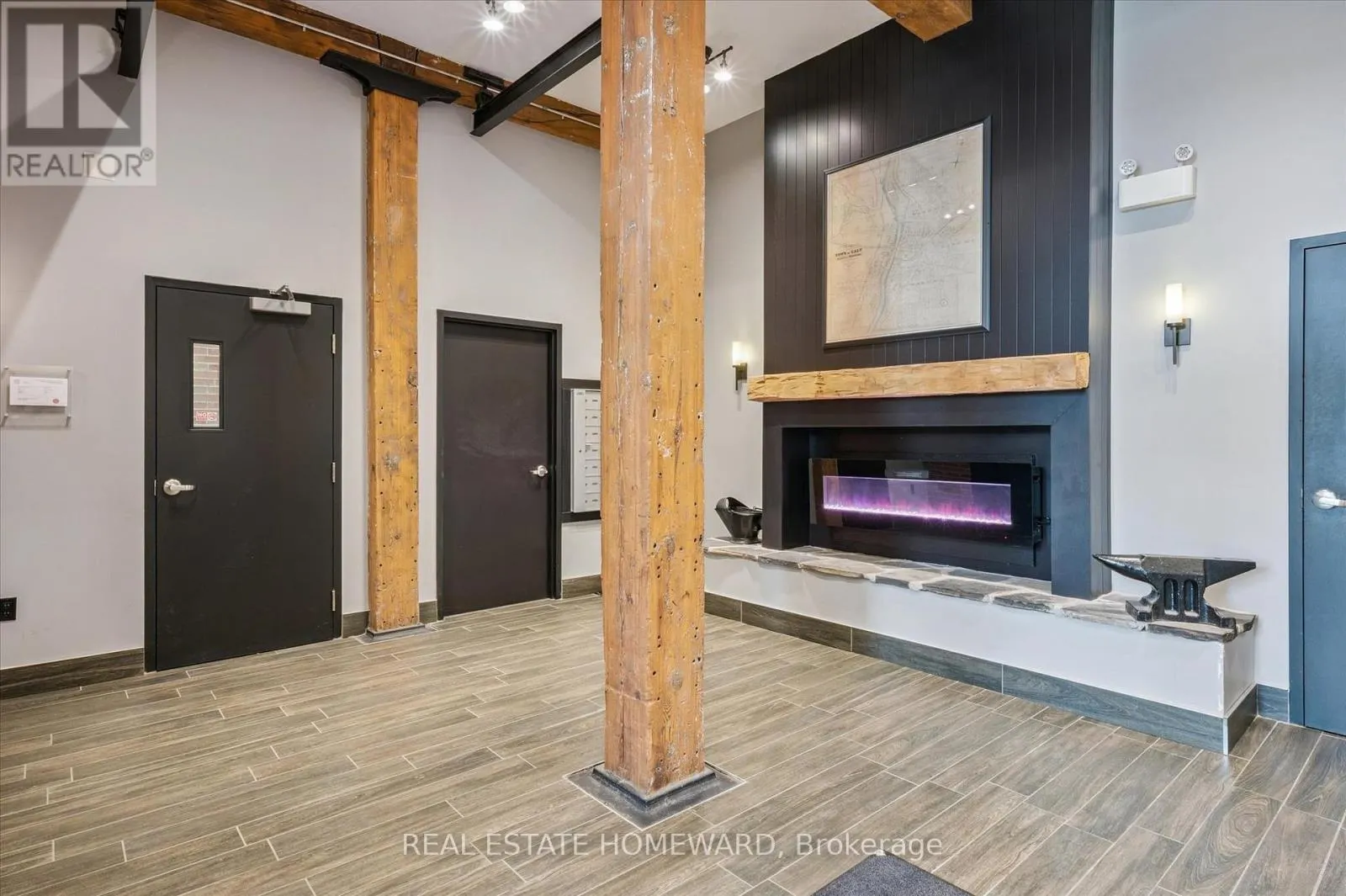 303 - 24 CEDAR STREET