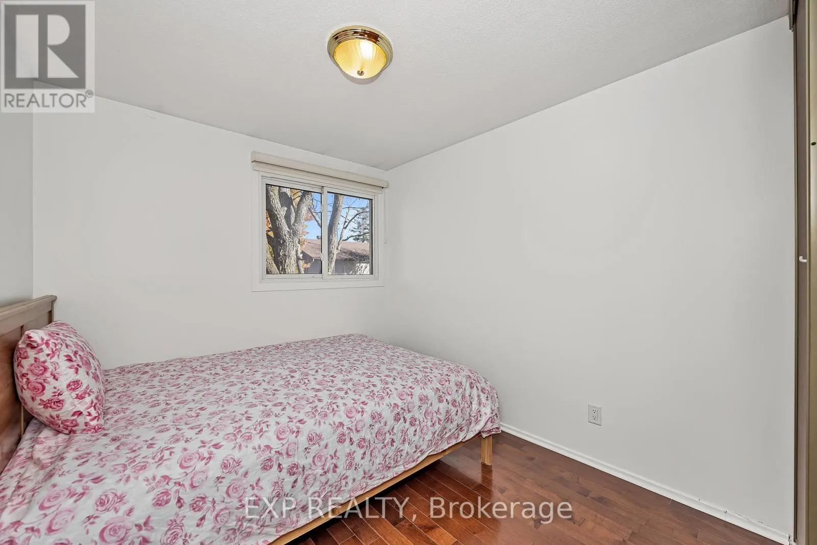 266 WOODFIELD DRIVE