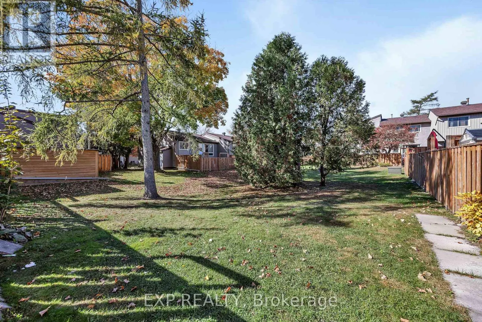 266 WOODFIELD DRIVE