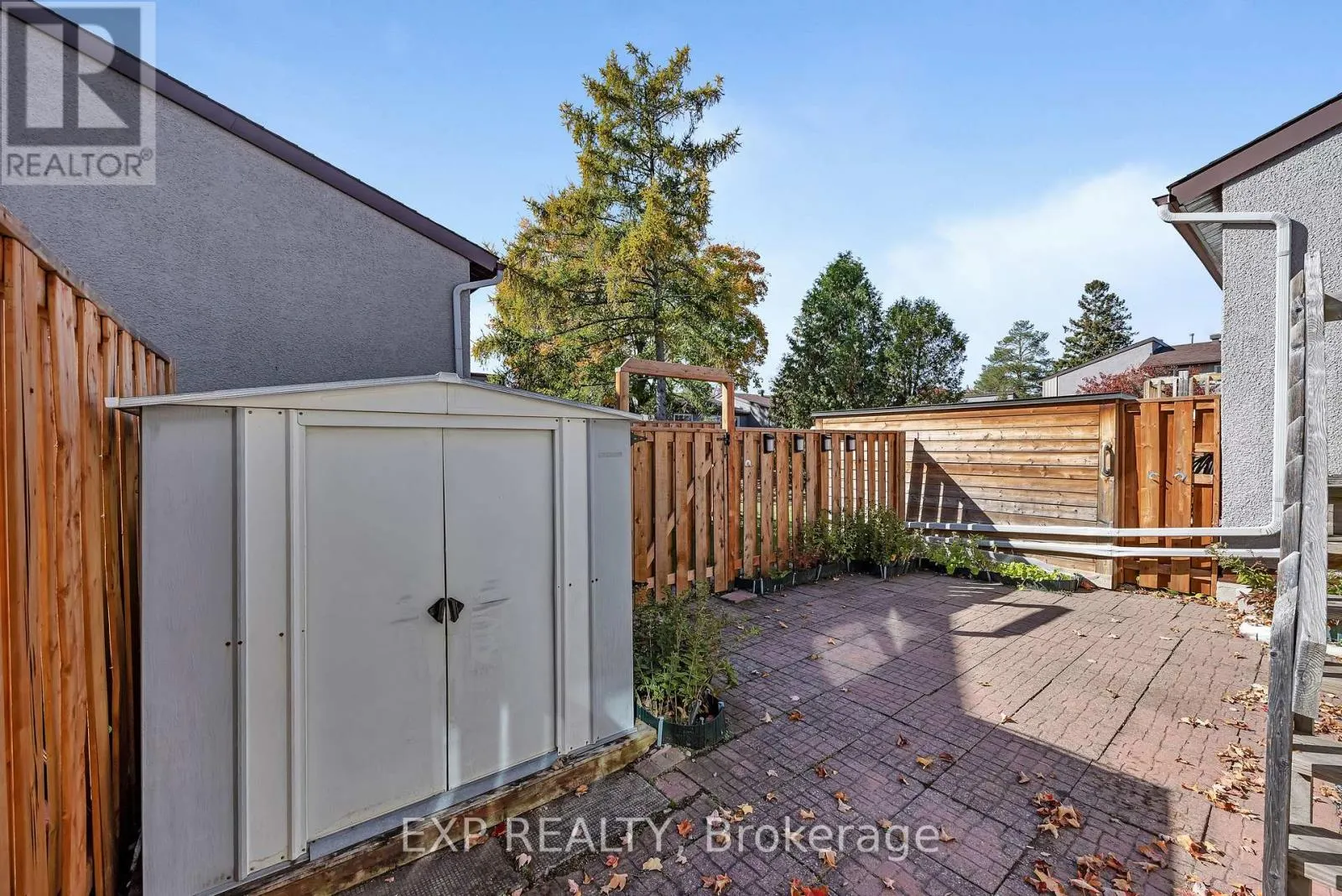 266 WOODFIELD DRIVE