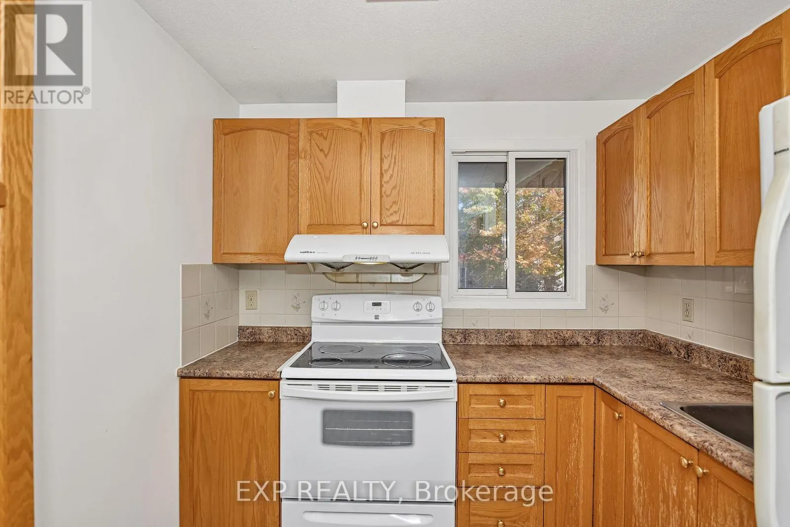 266 WOODFIELD DRIVE