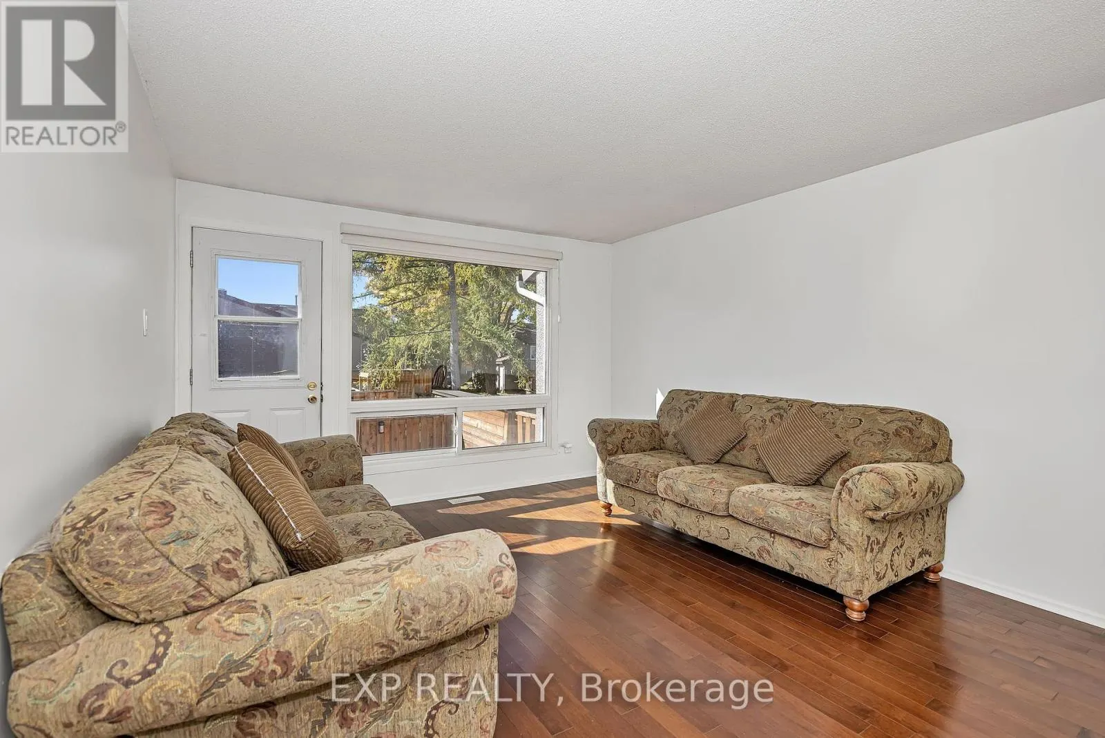 266 WOODFIELD DRIVE
