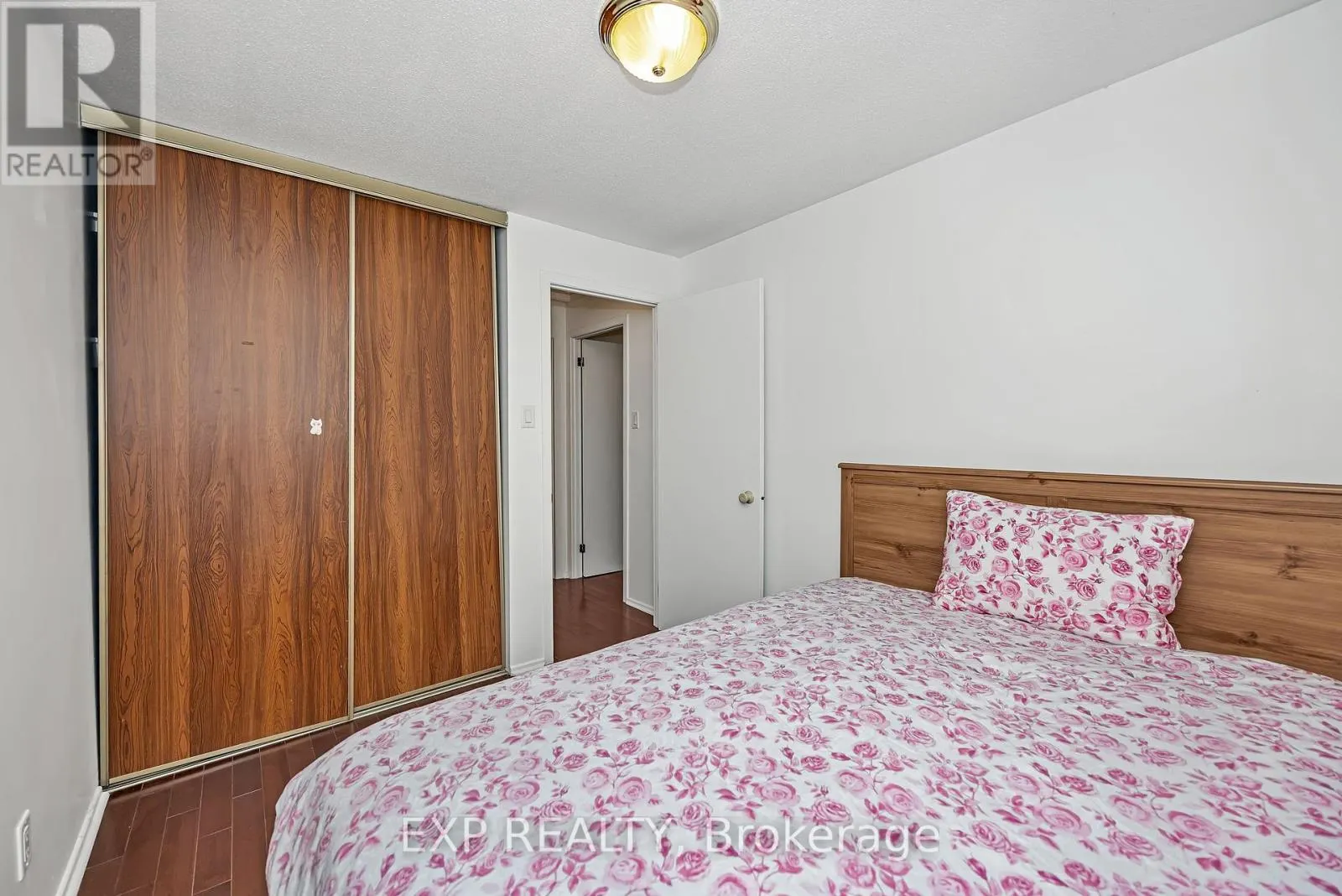 266 WOODFIELD DRIVE