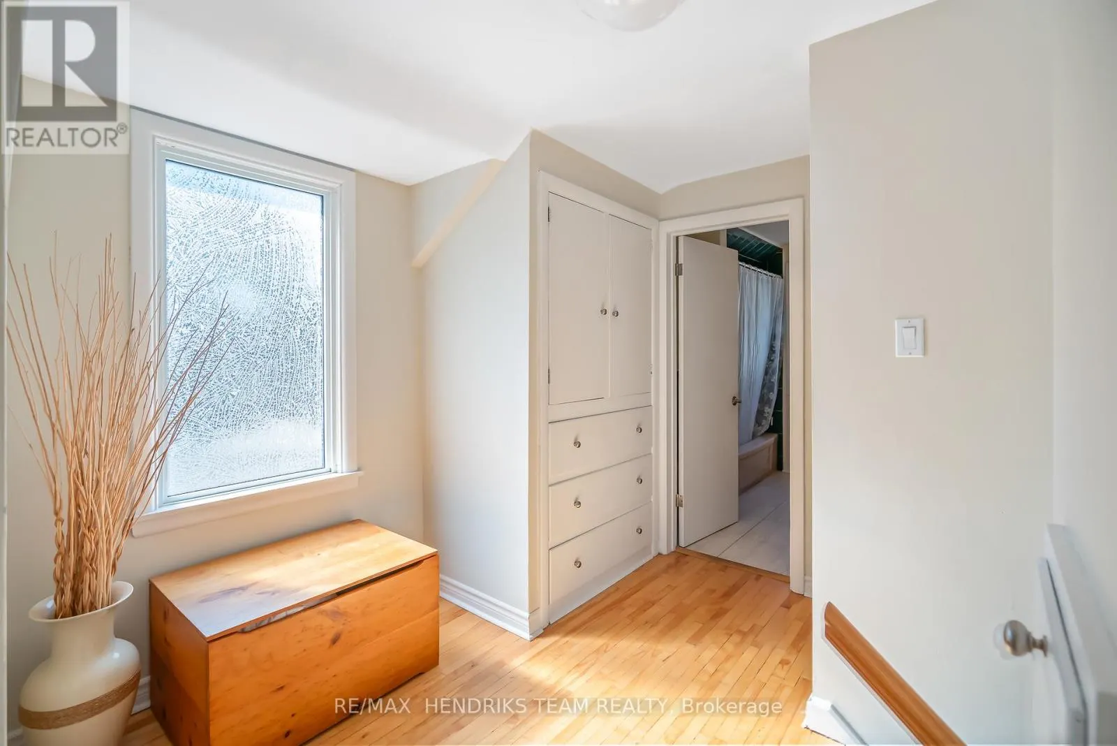 5 MAPLEWOOD DRIVE