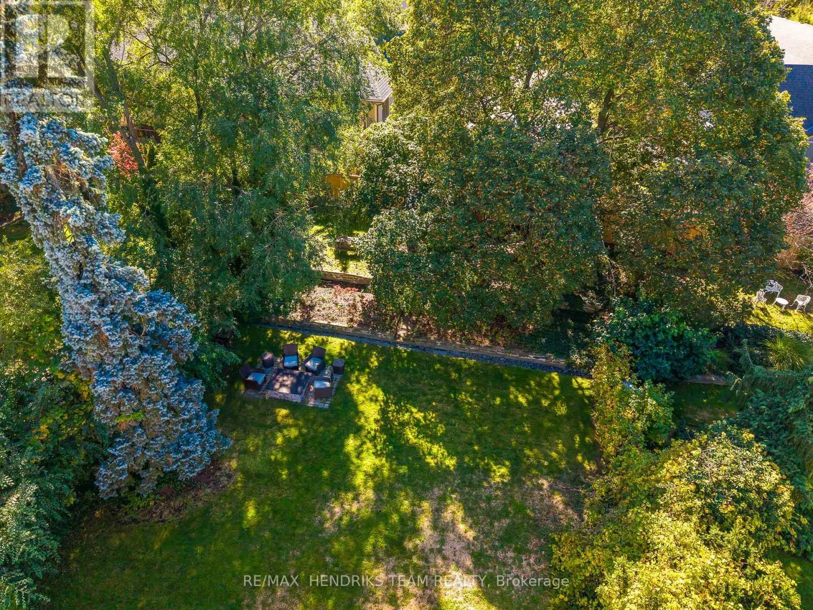 5 MAPLEWOOD DRIVE