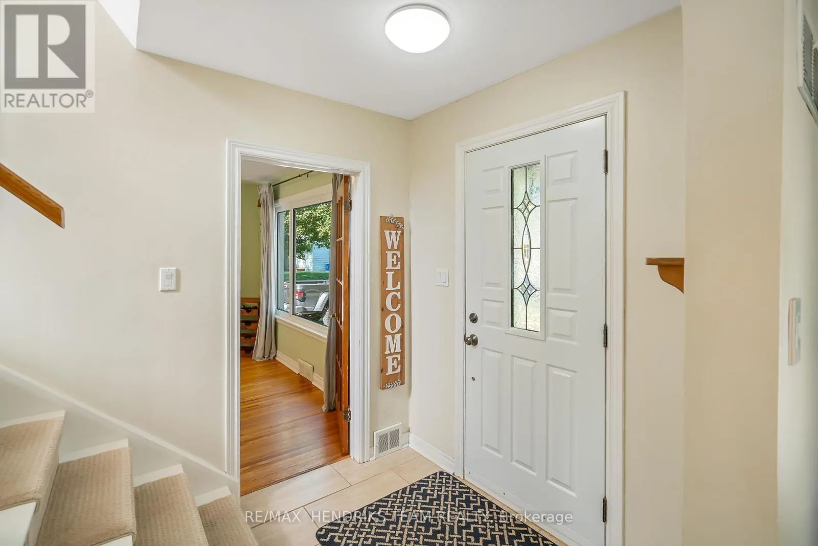 5 MAPLEWOOD DRIVE