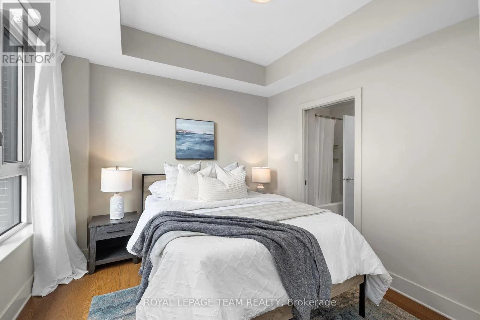 306 - 101 RICHMOND ROAD