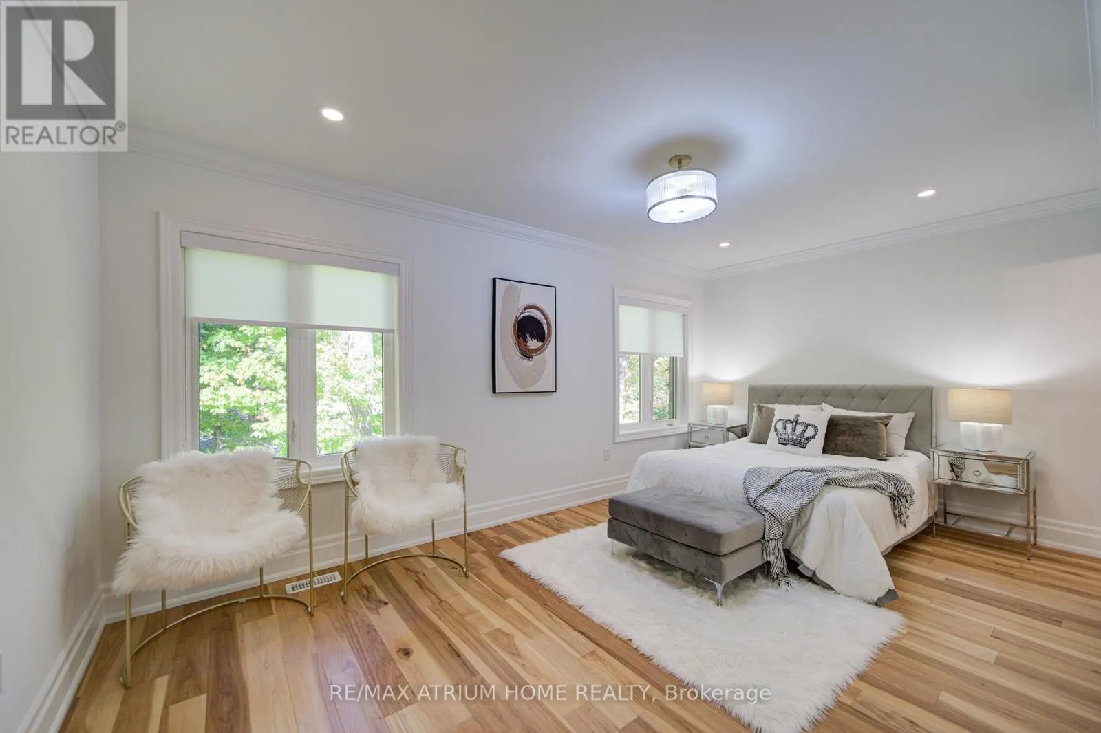 2 - 111 WILSON STREET E
