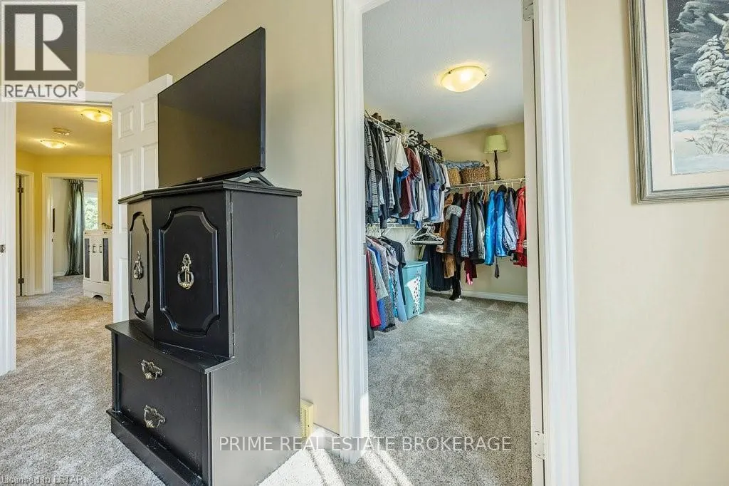 6 PEACH TREE BOULEVARD