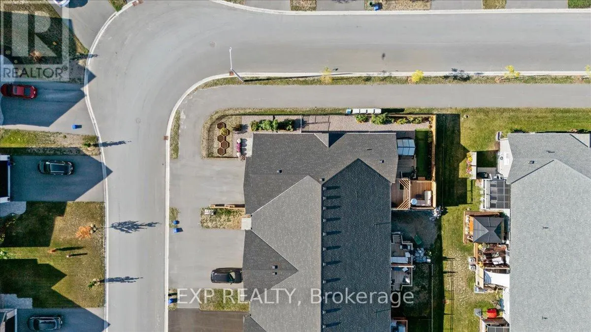 30 RAYCROFT DRIVE