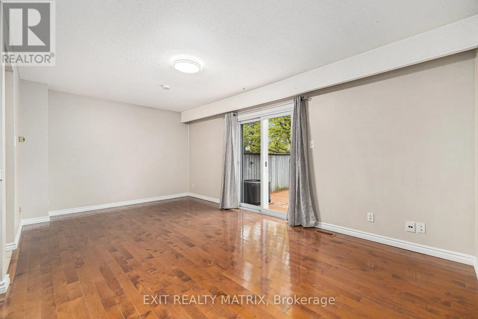 23 PICKFORD DRIVE