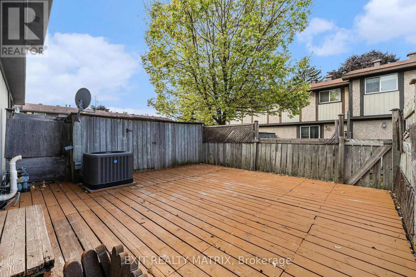 23 PICKFORD DRIVE