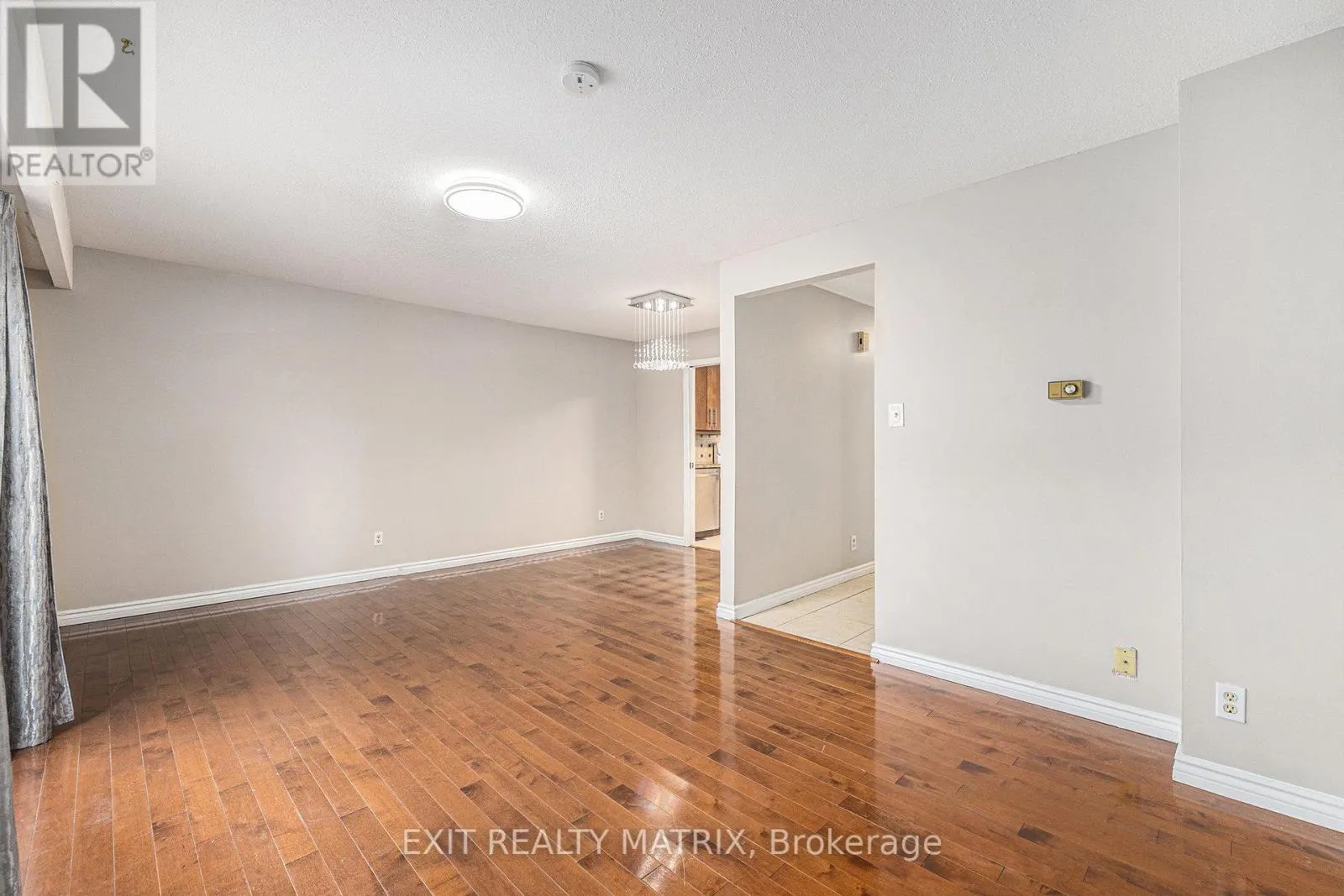 23 PICKFORD DRIVE
