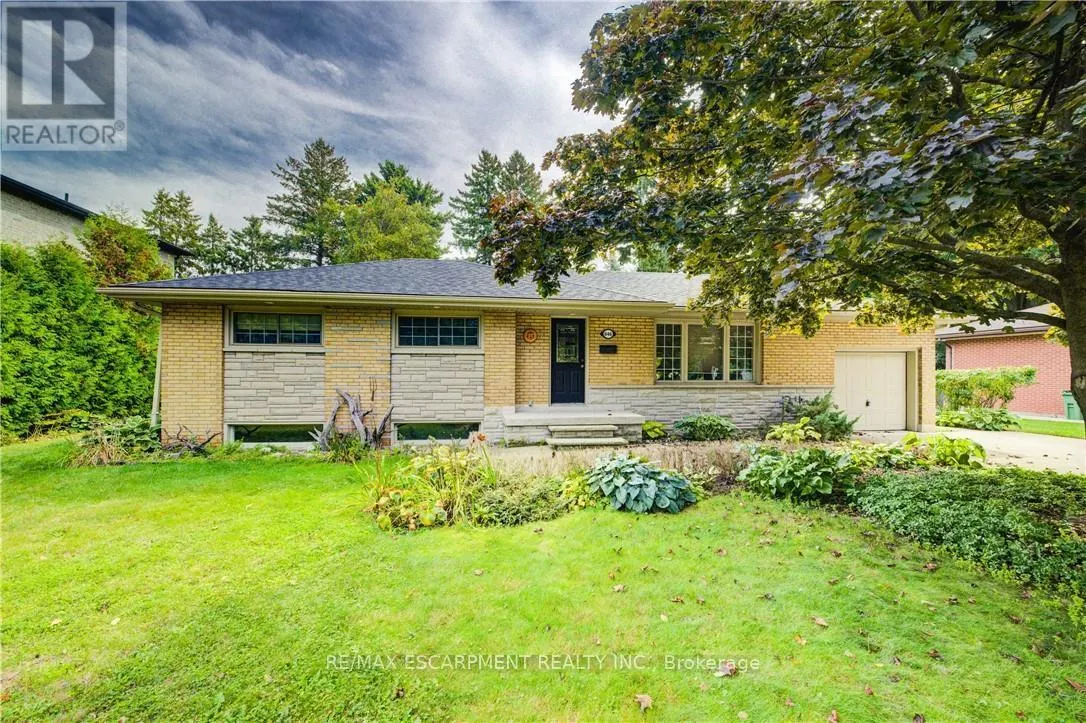 646 IROQUOIS AVENUE
