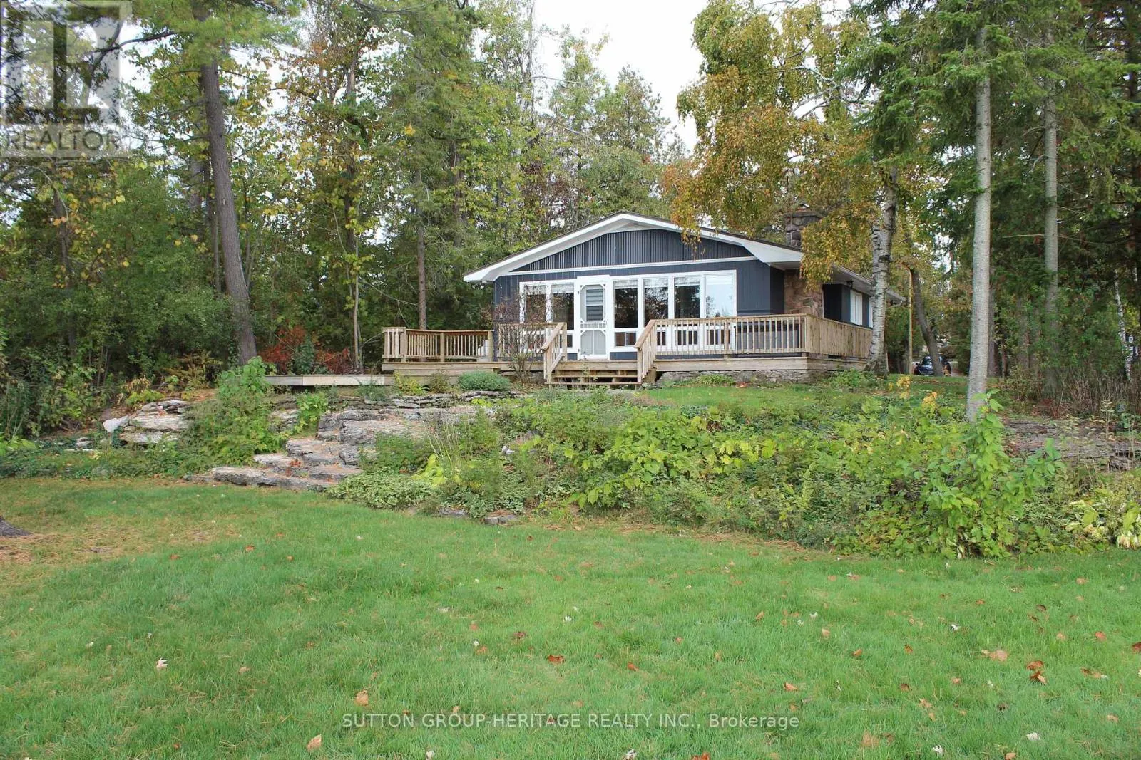 45 LAKEWOOD CRESCENT