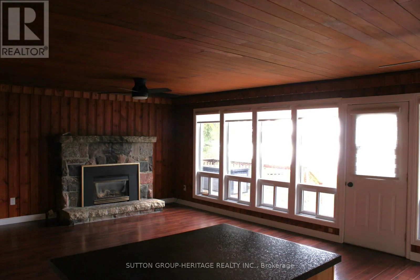 45 LAKEWOOD CRESCENT