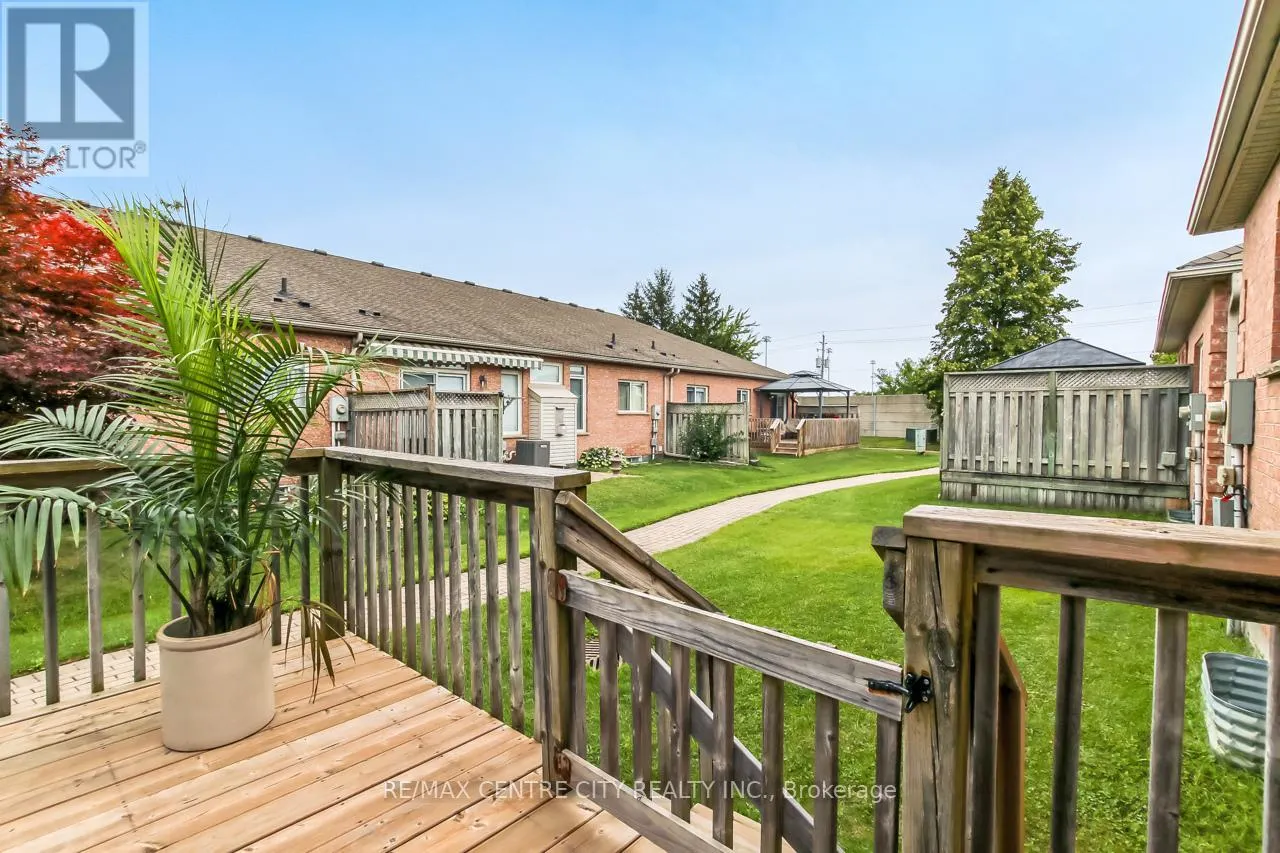 243 - 2025 MEADOWGATE BOULEVARD, #243