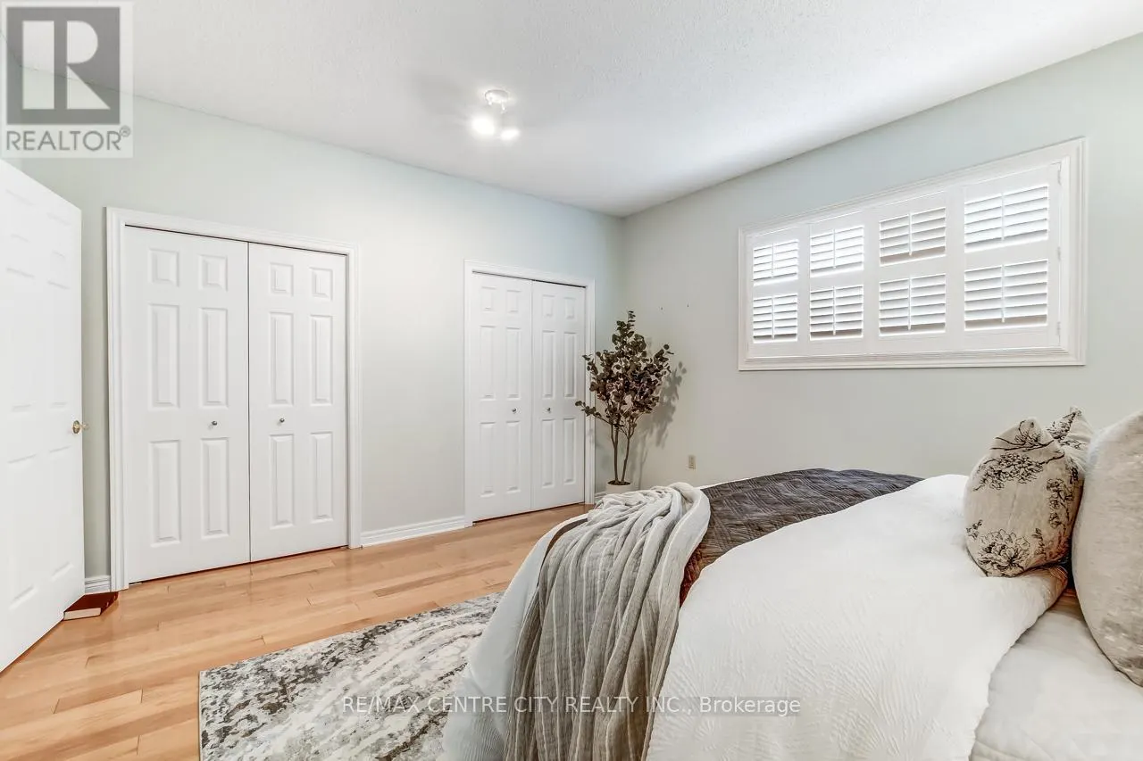 243 - 2025 MEADOWGATE BOULEVARD, #243