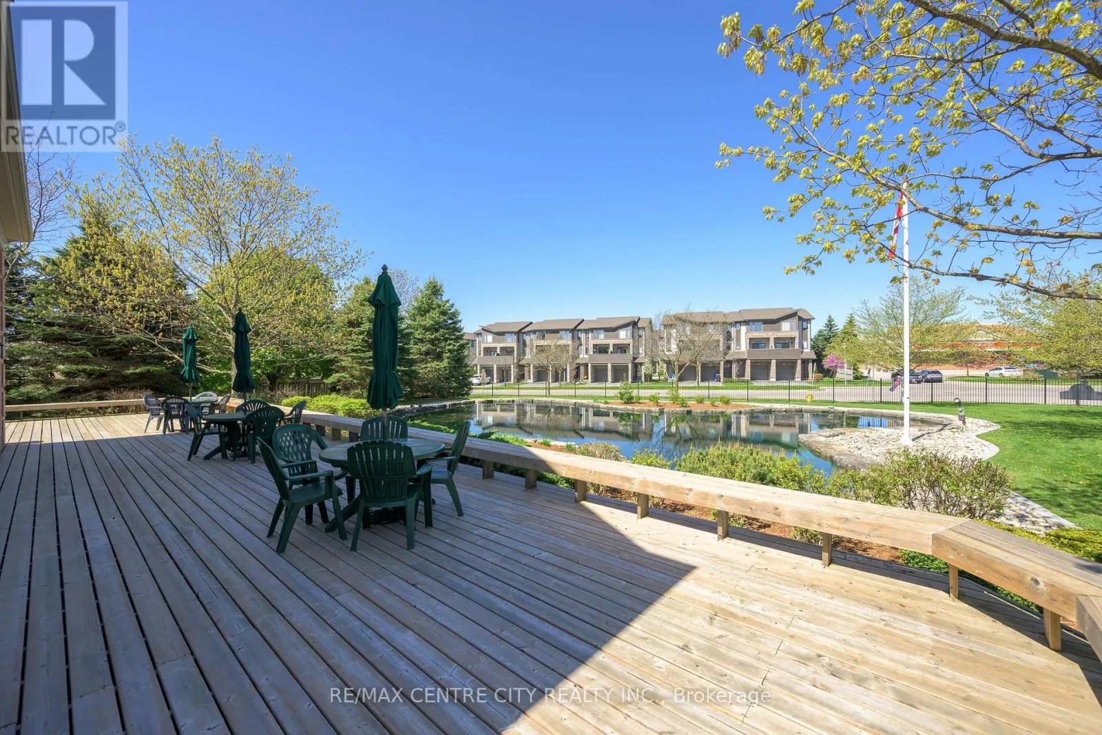 243 - 2025 MEADOWGATE BOULEVARD, #243