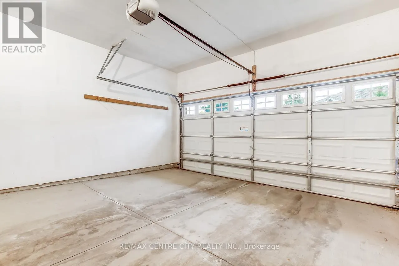 243 - 2025 MEADOWGATE BOULEVARD, #243