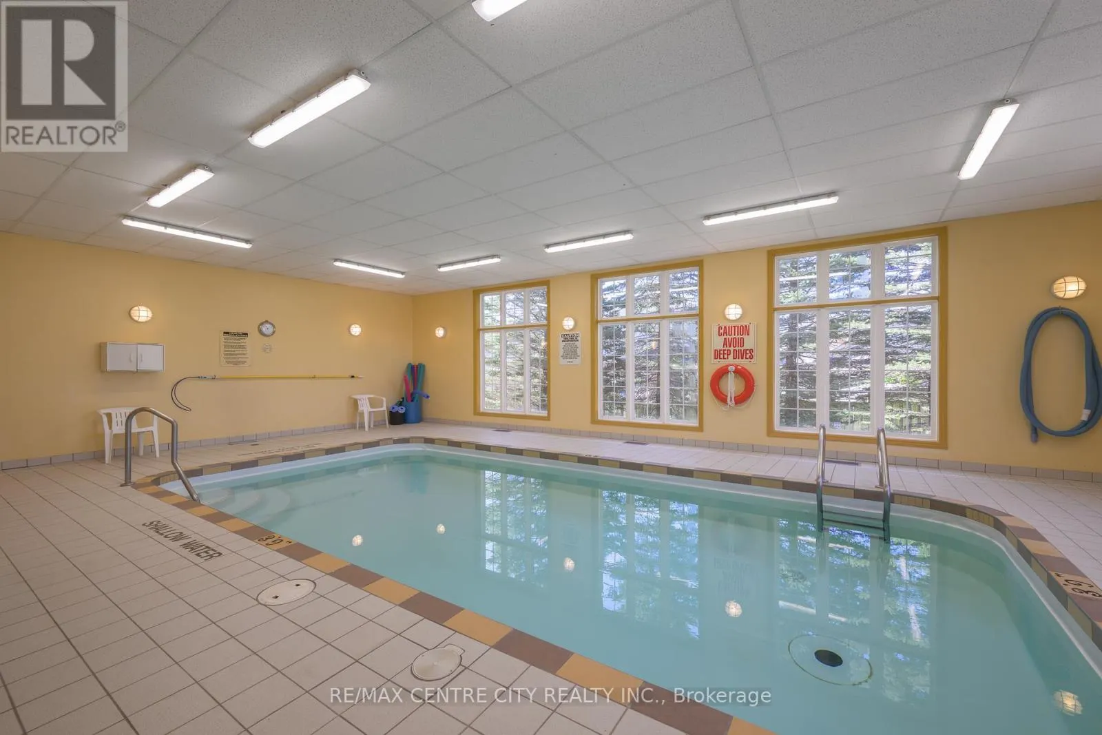 243 - 2025 MEADOWGATE BOULEVARD, #243