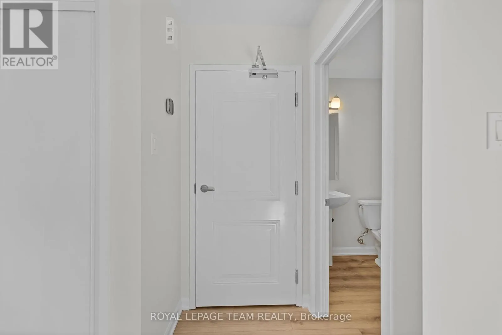 913 CREEKWAY PRIVATE