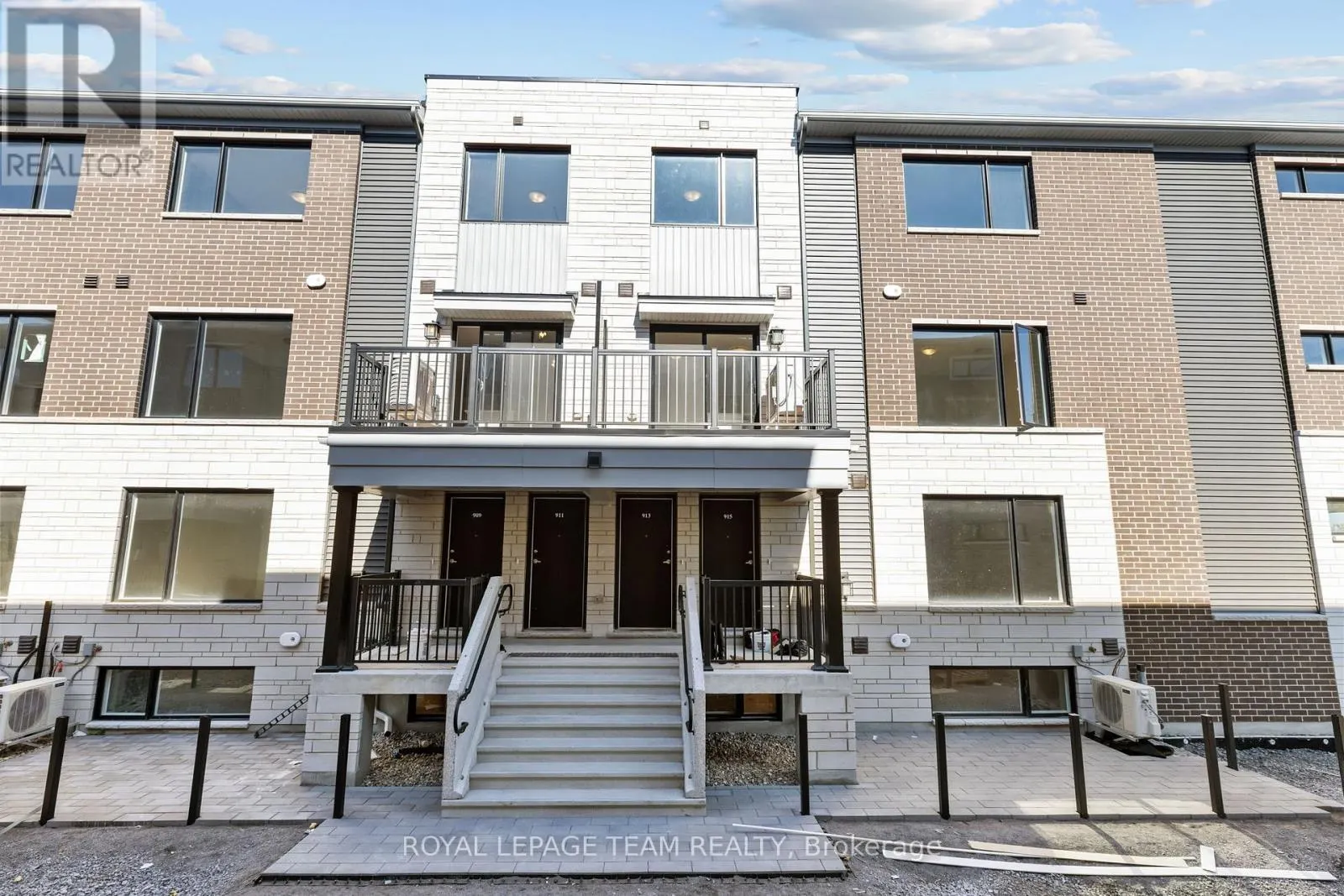 913 CREEKWAY PRIVATE