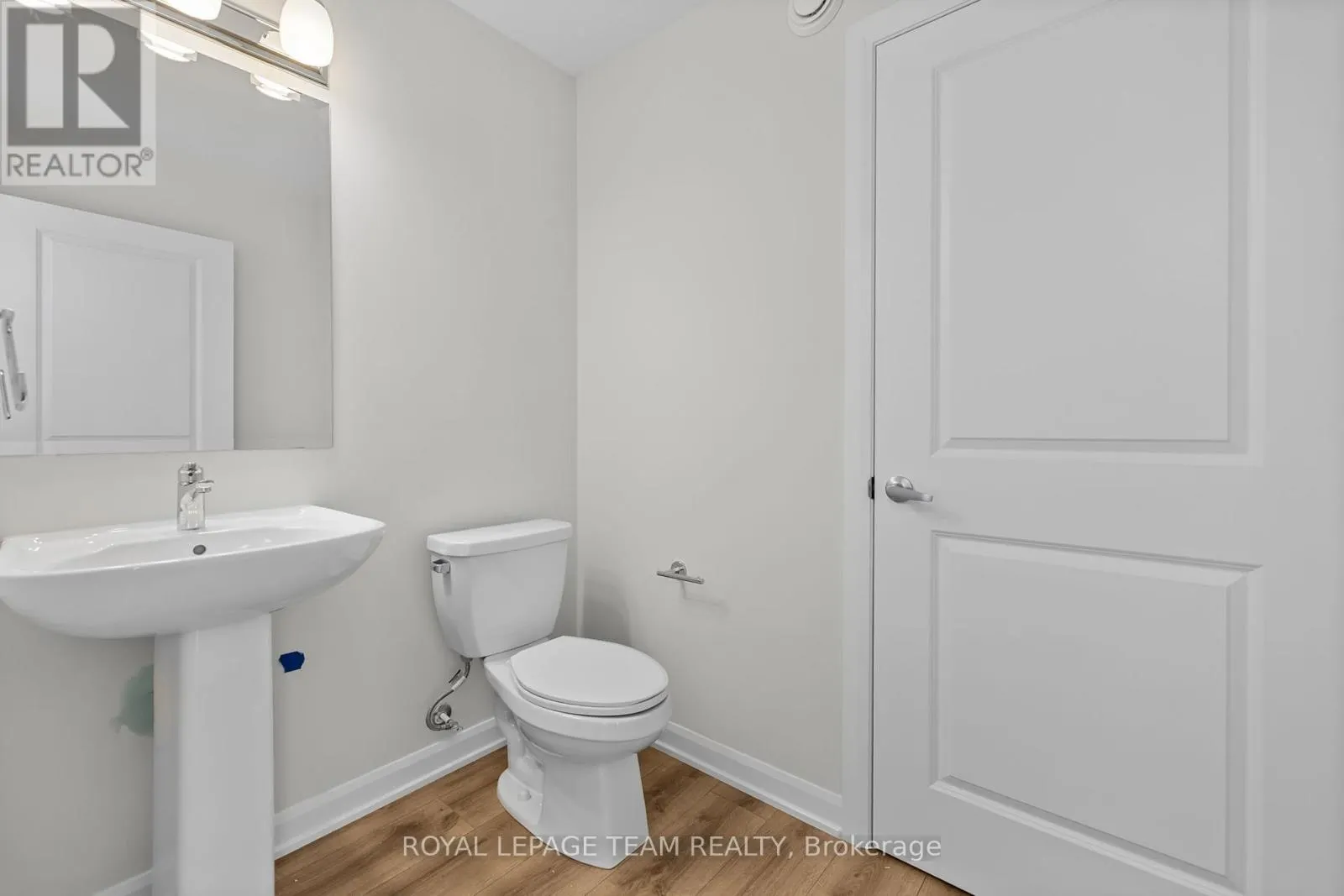 913 CREEKWAY PRIVATE