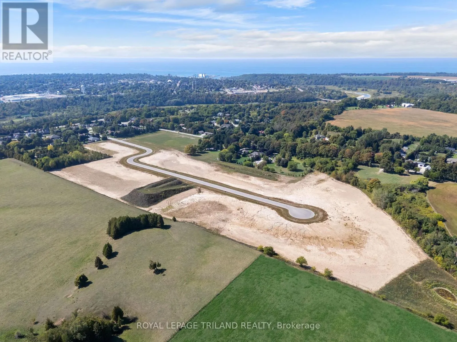 81326 (LOT 25) WESTMOUNT LINE