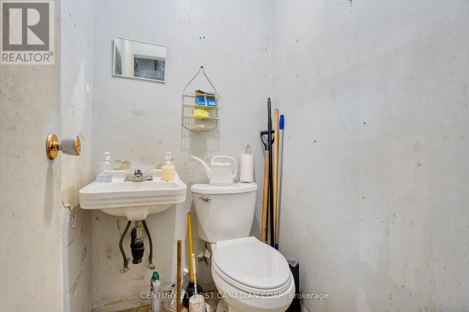 UNIT 4 - 89 WHARNCLIFFE ROAD N, #Unit 4