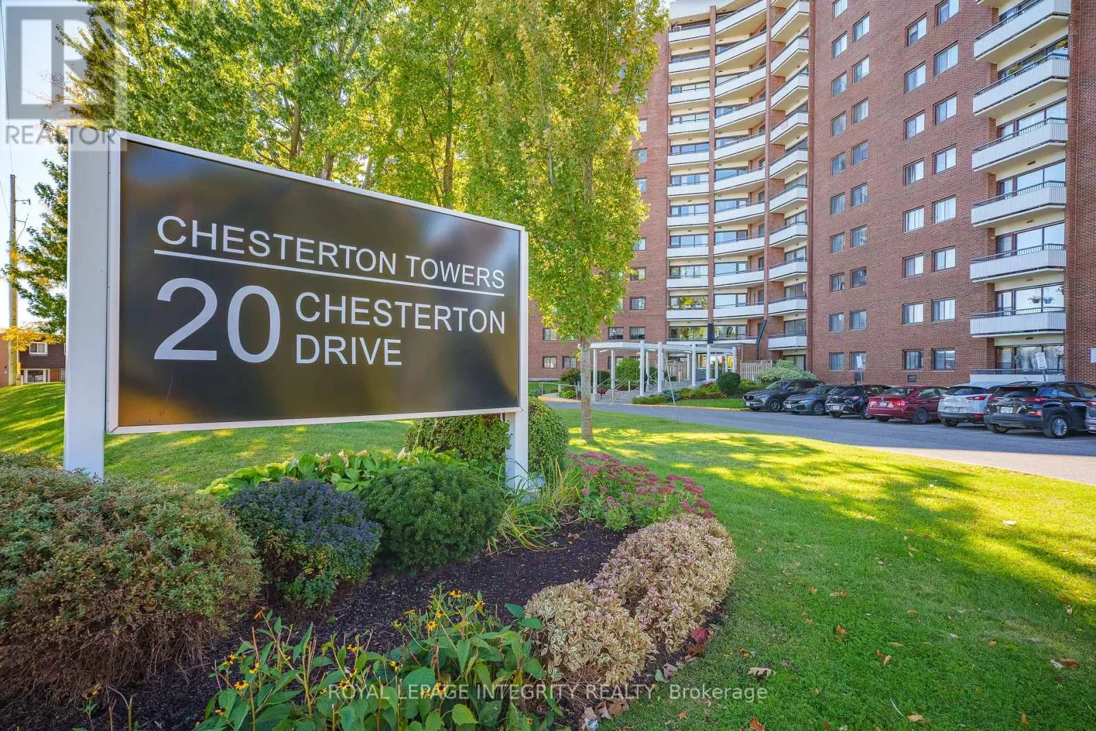 1010 - 20 CHESTERTON DRIVE