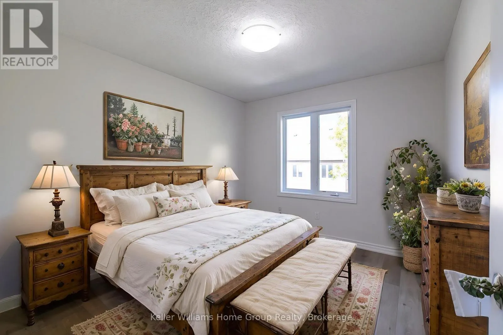 35 AMSTERDAM CRES