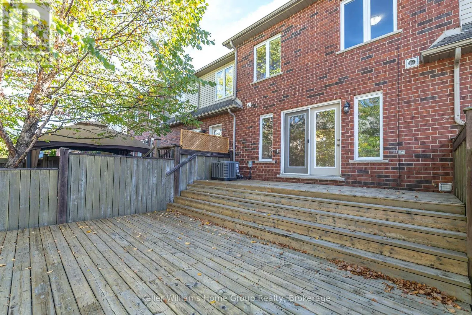 35 AMSTERDAM CRES