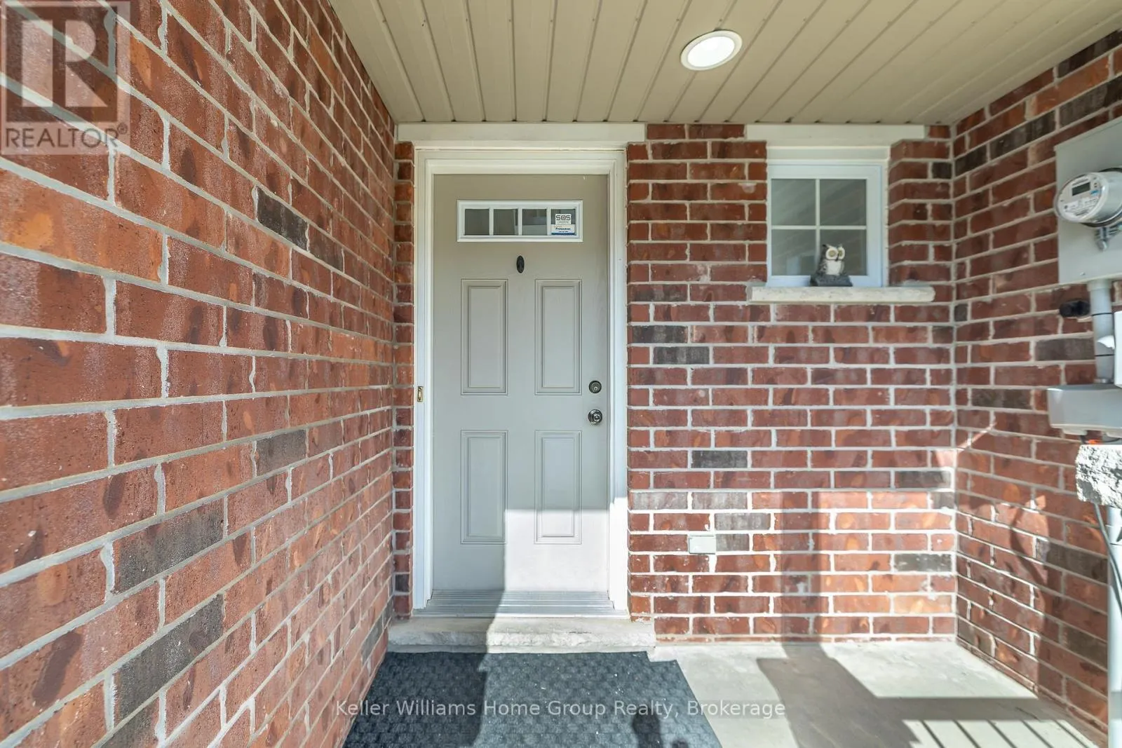 35 AMSTERDAM CRES