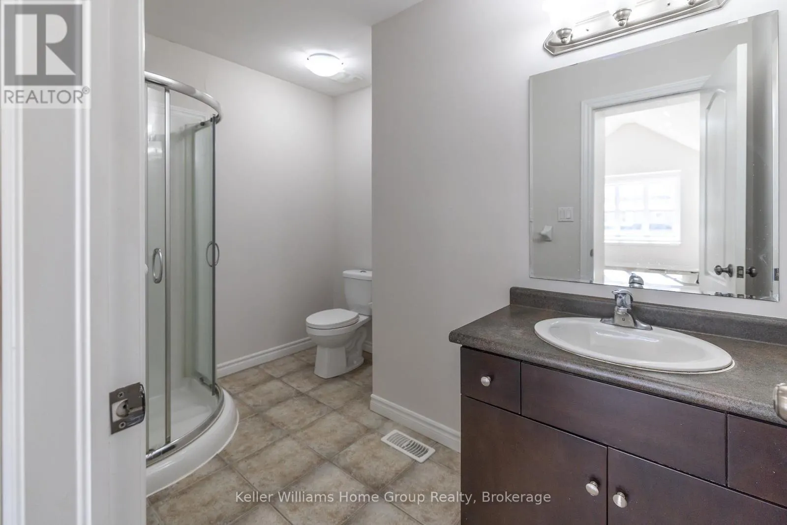 35 AMSTERDAM CRES